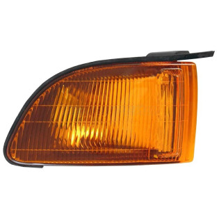 Габарит MITSUBISHI GALANT 96-03 прав TYC
