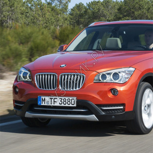 Передний бампер верхняя часть в цвет кузова BMW X1 E84 (2013-) рестайлинг